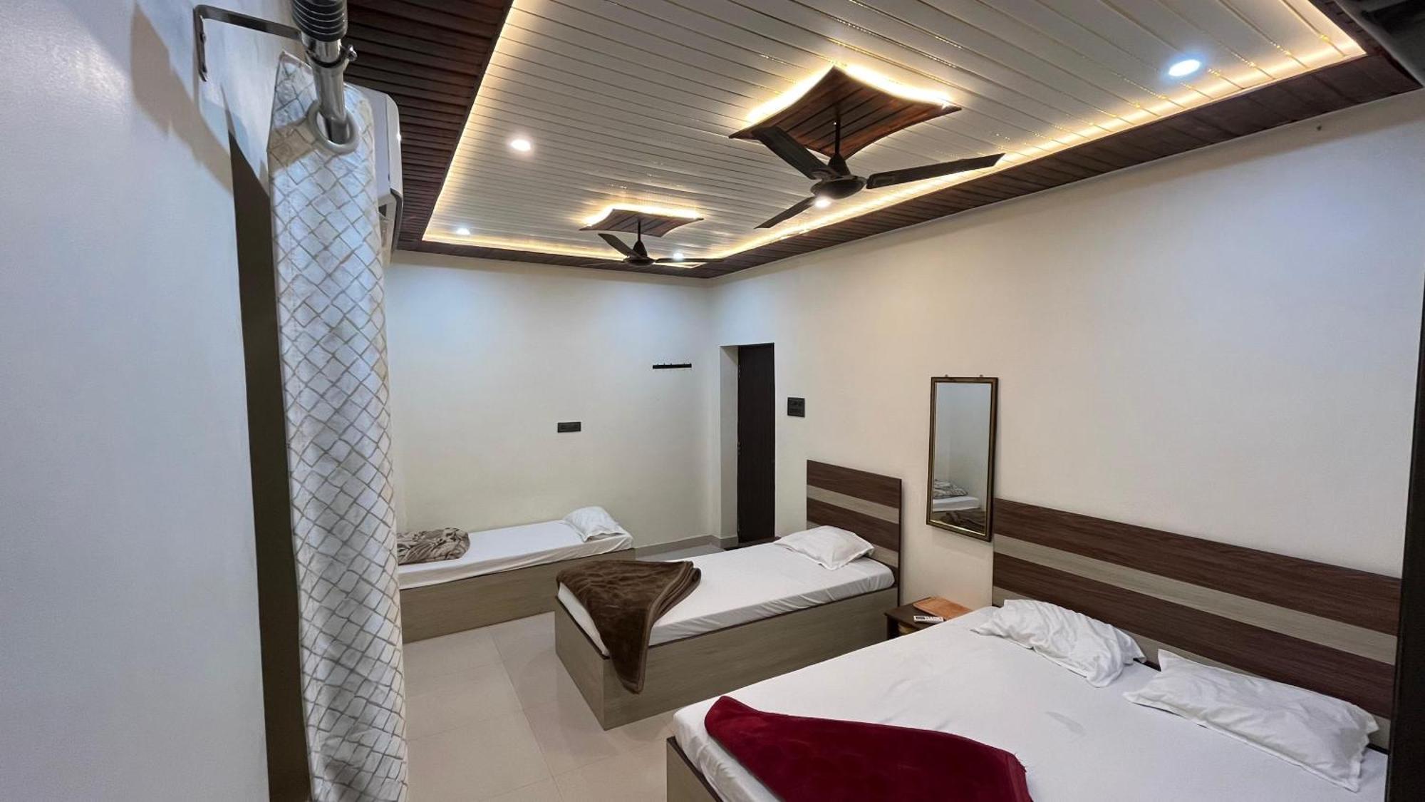 Gauri Kedareshwar Guest House Bénarès Extérieur photo